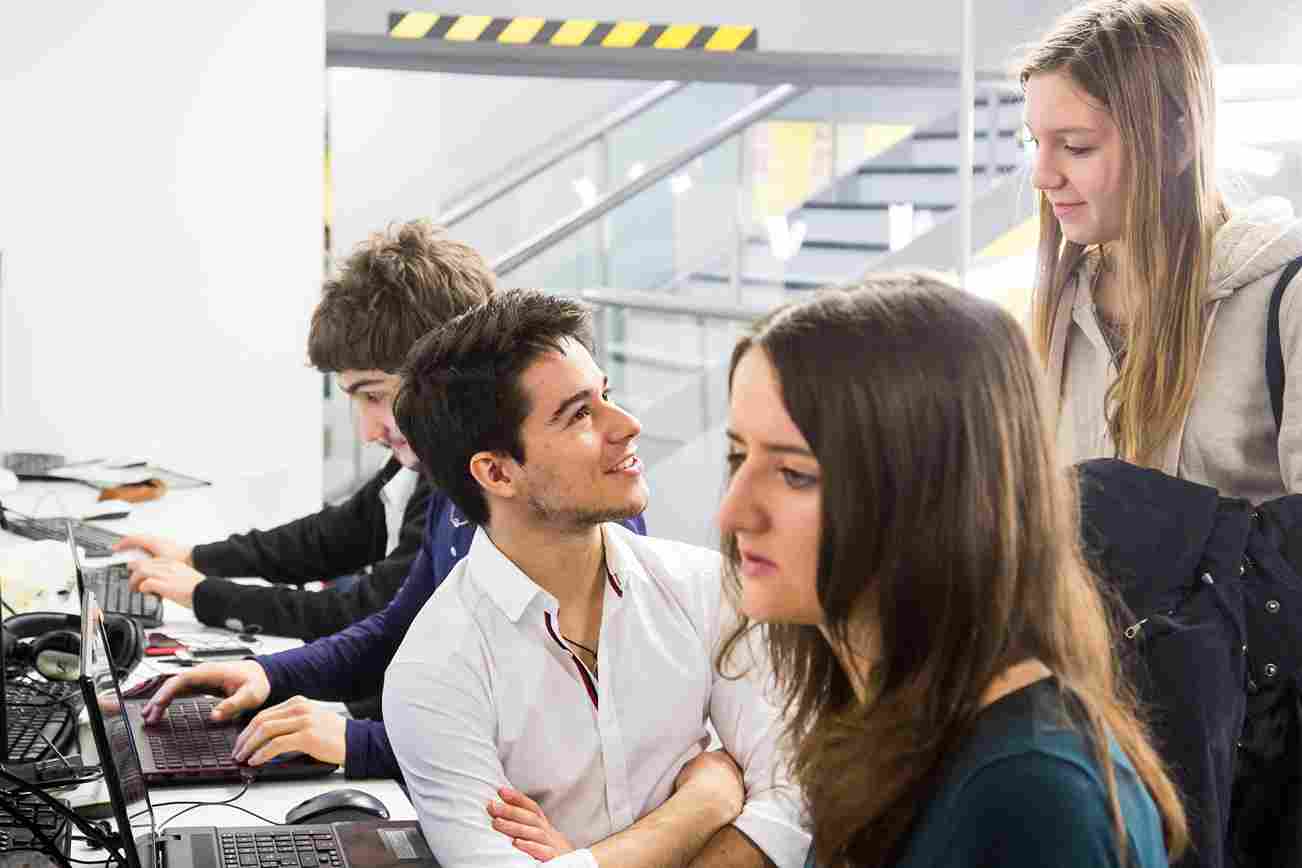 Etudiant Journée de l'Orientation Bellecour Ecole