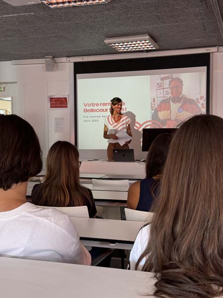 Présentation de la rentrée à Bellecour École avec la directrice et une introduction pour l'année académique 2023-2024 au lycée